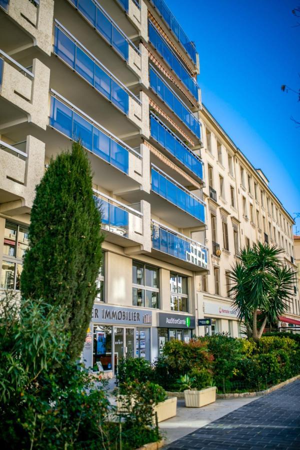 Le Francia II Ap4197 By Riviera Holiday Homes Niza Exterior foto